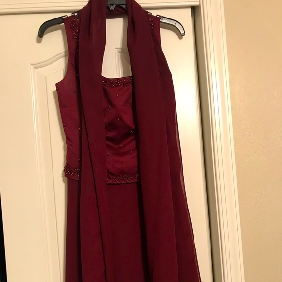 Formal/Cocktail size 4 dress - Picture 1 of 7